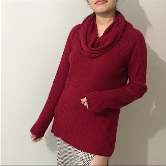 TSE‎ CASHMERE red cowl neck sweater